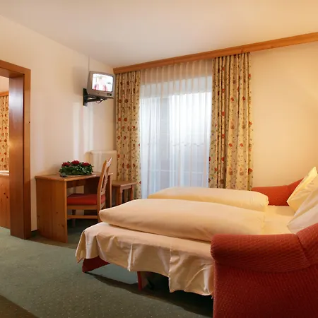 Aschenwald Pensión 3*