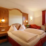 Aschenwald 3*