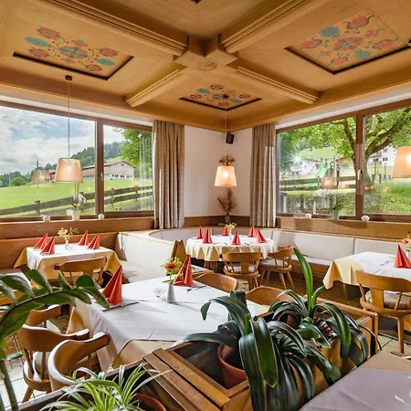 Aschenwald Pensjonat 3*